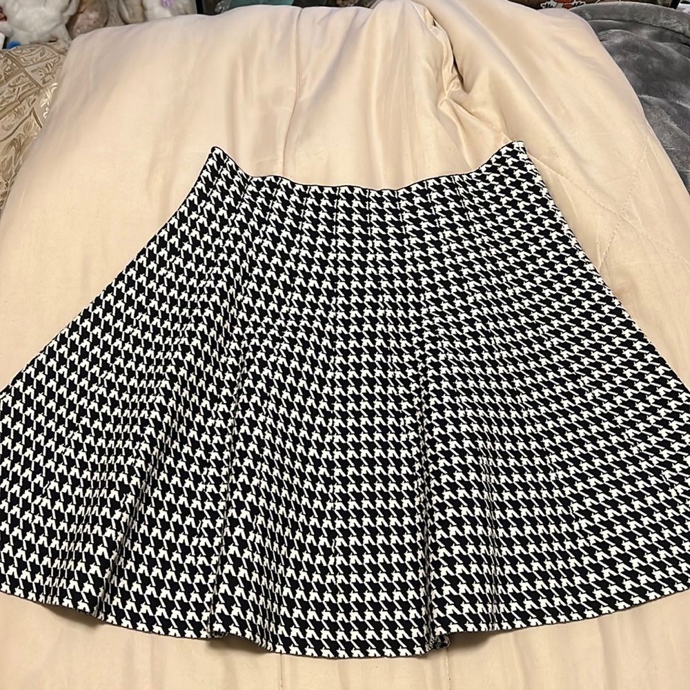 Lulus skirt